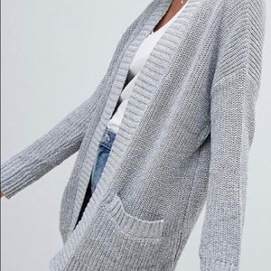 HOLLISTER GREY CARDIGAN
